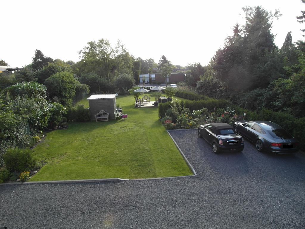 Bed & Breakfast Meerbusch Exteriör bild
