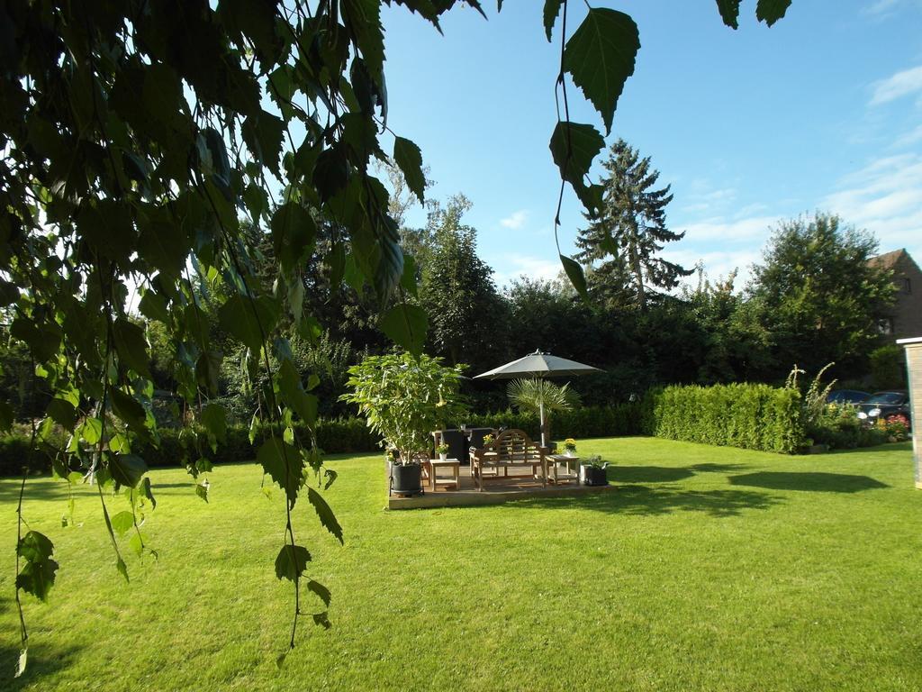 Bed & Breakfast Meerbusch Exteriör bild