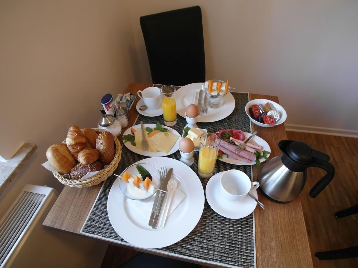 Bed & Breakfast Meerbusch Exteriör bild
